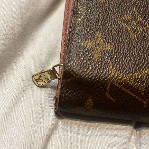 Louis Vuitton wallet - Picture 5 of 9